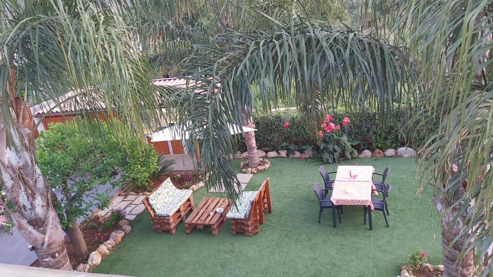 카스텔루치오 L'Isola Del Sole B&B 외부 사진